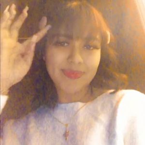 Meet your Posher, Yaneli